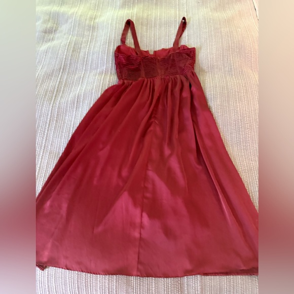 ASTR The Label Pleated Bustier Midi Dress in color Wine - Picture 10 of 14